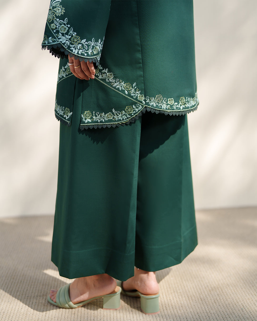Ethereal Emerald: Deep Green Embroidered Ensemble with Printed Organza Dupatta