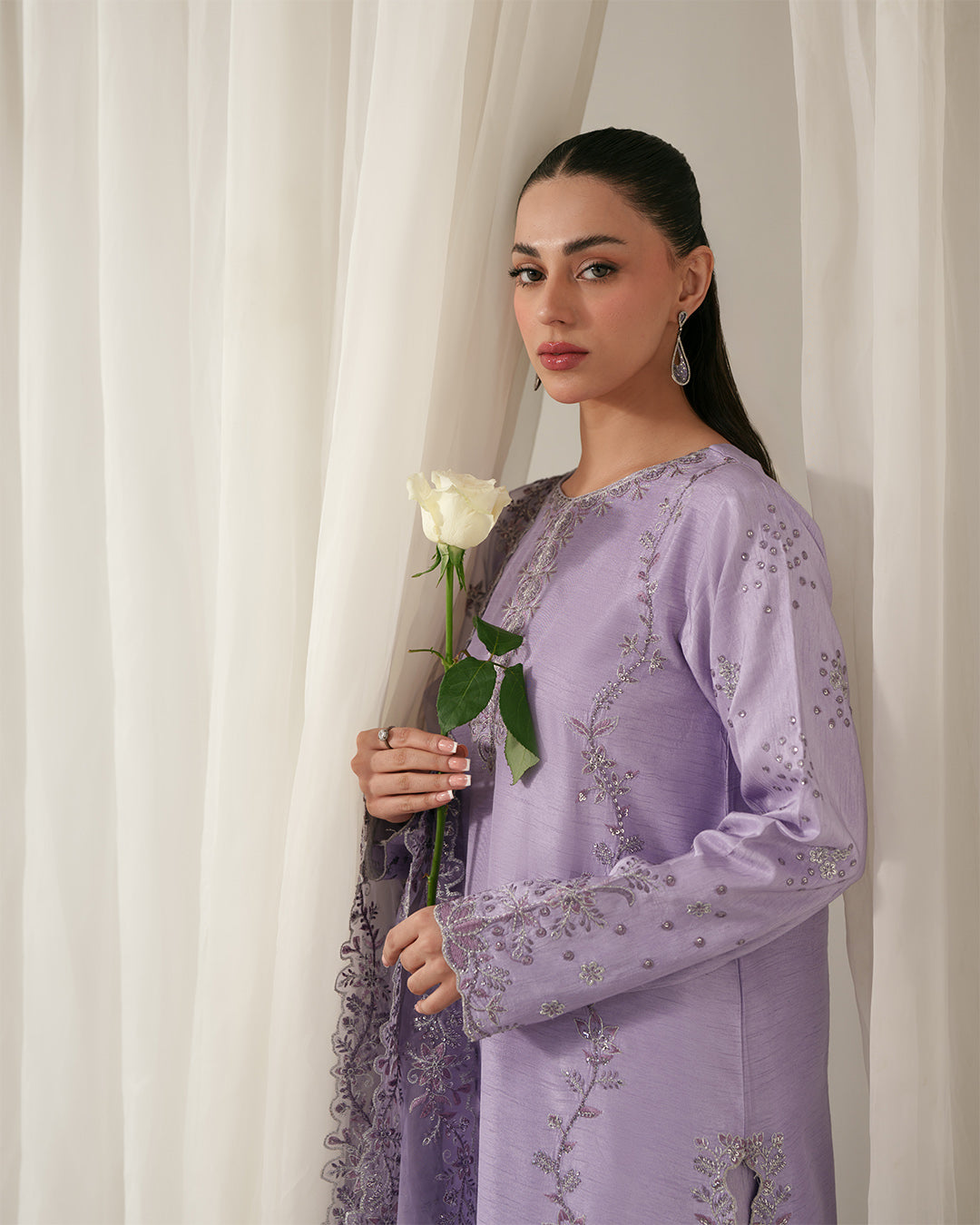 Lavender Mist: Luxury Embroidered Silk Ensemble with Scalloped Organza Dupatta