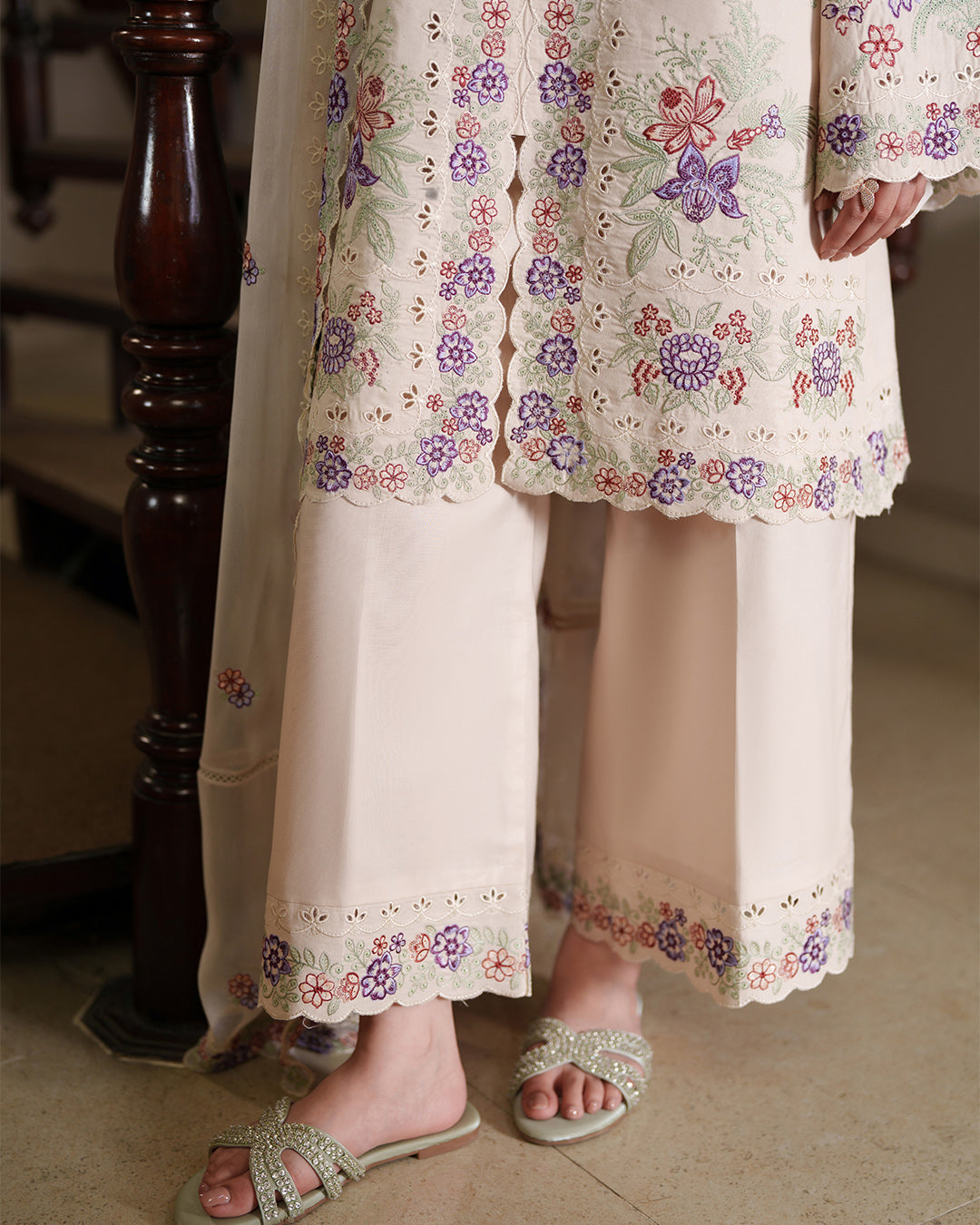 Ivory Blossom Multi-Embroidered Lawn 3-Piece